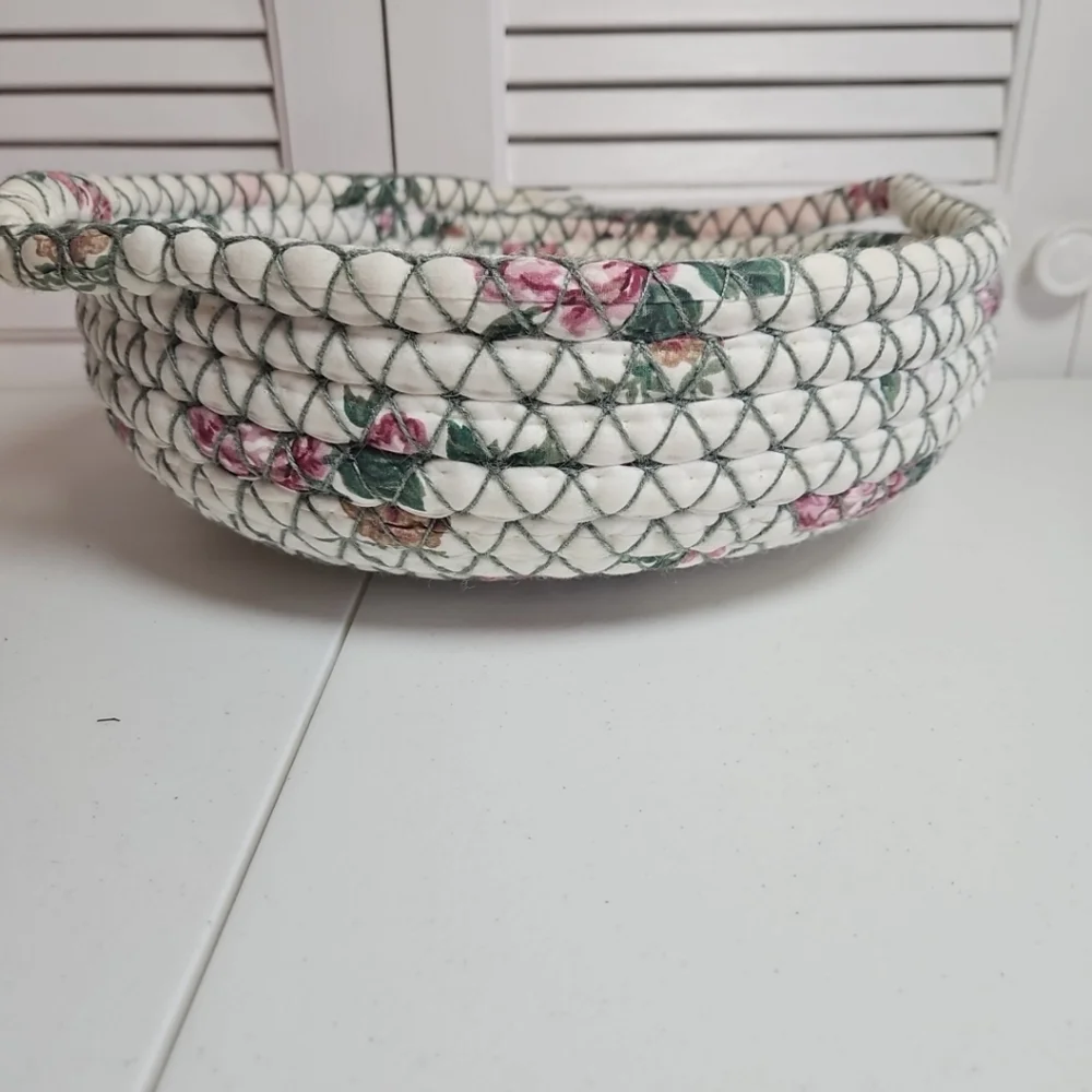 Vintage Braided Rag Rug Basket with Handles - Floral White Pink Green Tan